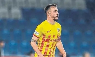Fenerbahçe’yi yıktı Aslan’ı peşine taktı
