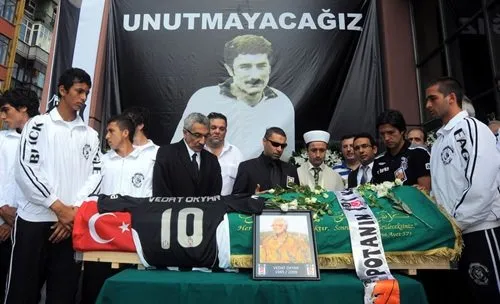 Vedat Okyar böyle uğurlandı