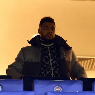 Fenerbahçe'nin transferi Simon Falette tribünde