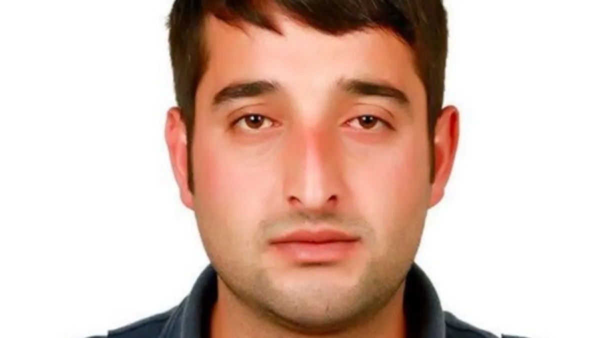 Giresun'da denizde dalgalara kapılan gazi Ünal Cak'ın kurtarılma anı.