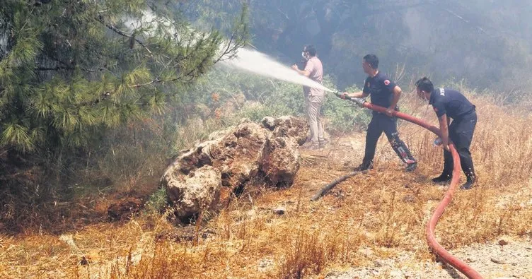 Antalya’da bir günde 3 orman yangını