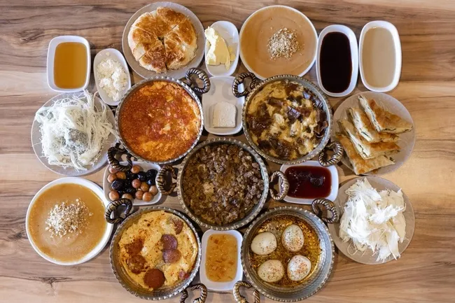 anadolunun-kadim-sehirlerinden-erzurumun-dokuz-gunluk-kultur-sanat-ve-gastronomi-seruveni-basladi-1786790929829.jpeg