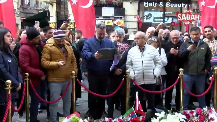 İstiklal Caddesi'nde en acı an! Eşi ve kızını kaybeden oyuncu Nurettin Uçar patlamanın yaşandığı noktaya geldi | Video