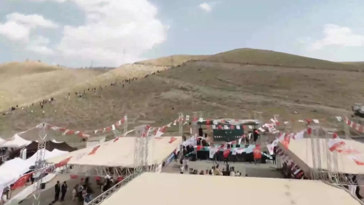 TBMM Başkanı Numan Kurtulmuş’tan “Terörsüz Türkiye” mesajı: Artık bu dağlarda ağıtların sesleri yükselmeyecek” videosunu izle TBMM Başkanı Numan Kurtulmuş’tan “Terörsüz Türkiye” mesajı: Artık bu dağlarda ağıtların sesleri yükselmeyecek” videosunu izle