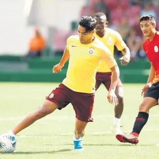Radamel Falcao Fenerbahçe derbisine hazırlanıyor