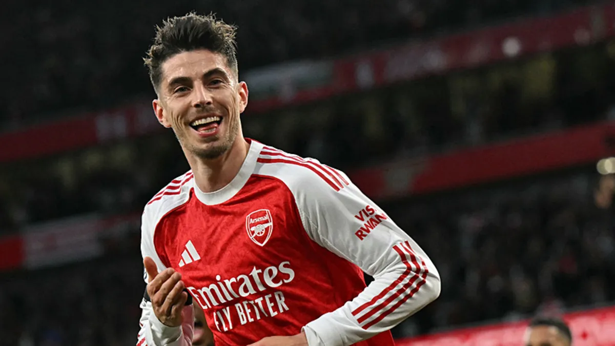 Premier Lig’de Arsenal şampiyonluğa koşuyor! Premier Lig’de Arsenal şampiyonluğa koşuyor!