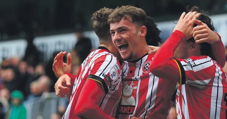 Sola İngiliz anahtarı