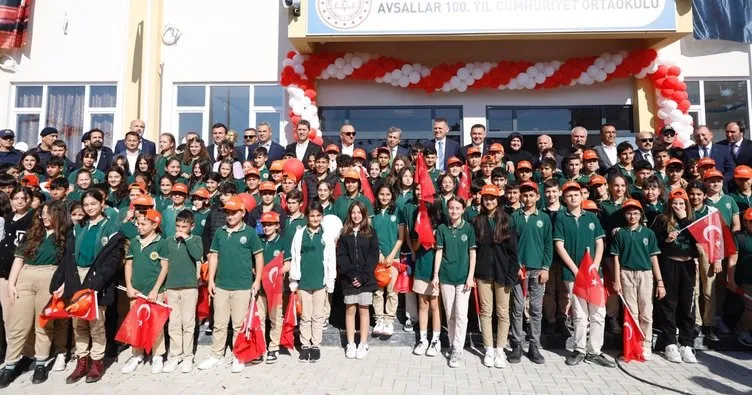 MHP Alanya Belediye Başkanı ve Cumhur İttifakı adayı Yücel’den eğitime büyük katkı