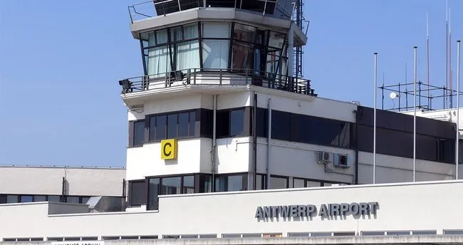 Anvers Havalimanı’nda şüpheli paket alarmı