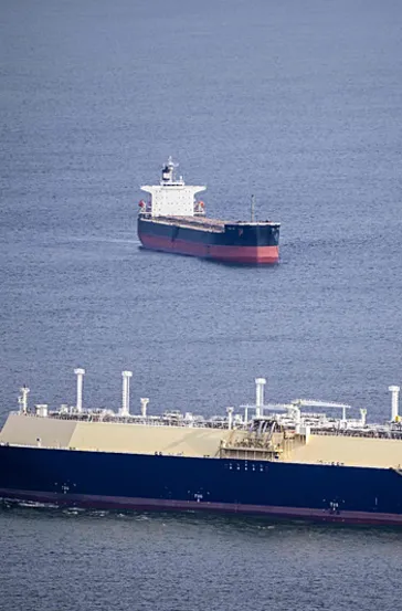 Filipinler gemileri Hürmüz’den geçebilecek