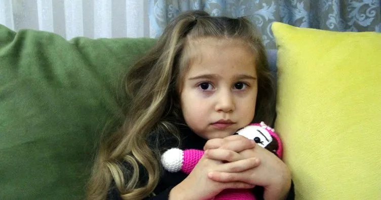 4 yaşındaki Mihrimah, bebeğini depremzede çocuklara gönderdi