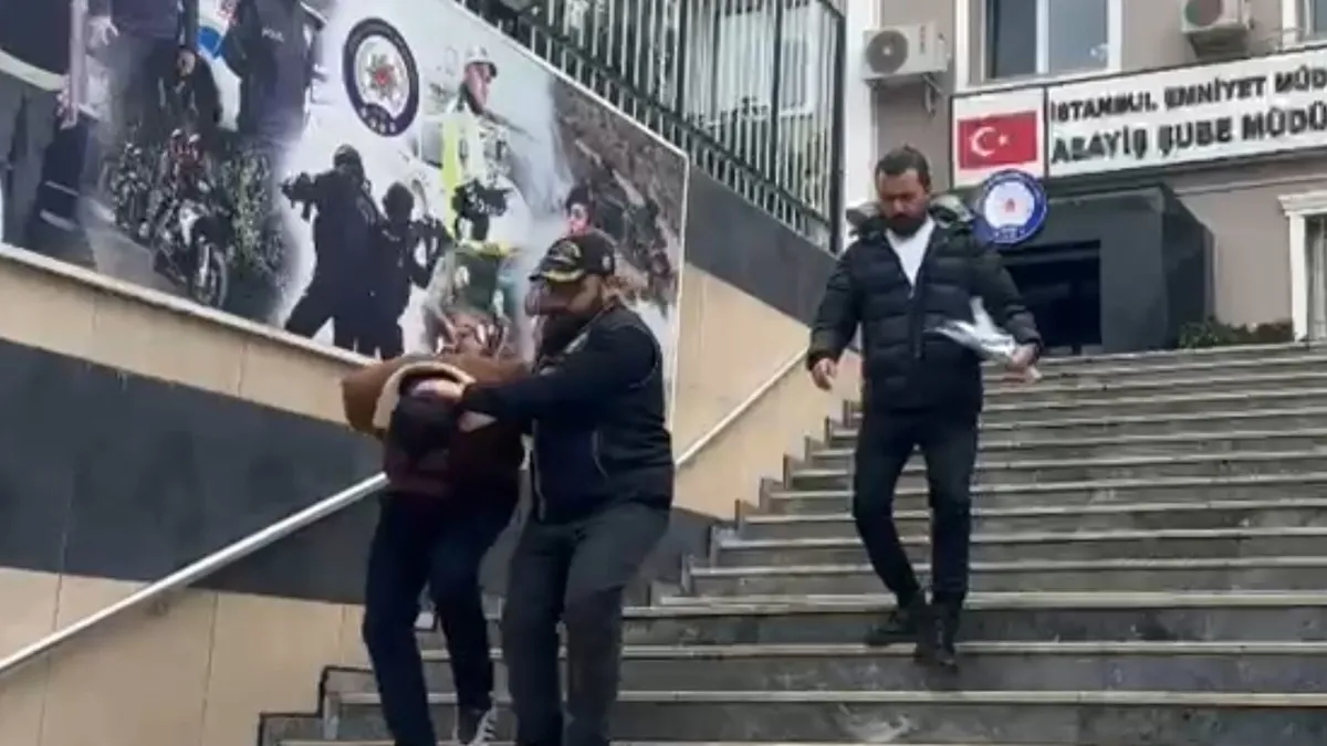 Ahmet Minguzzi’nin annesi Yasemin Minguzzi’yi tehdit etmişti: O şüpheli tutuklandı Ahmet Minguzzi’nin annesi Yasemin Minguzzi’yi tehdit etmişti: O şüpheli tutuklandı