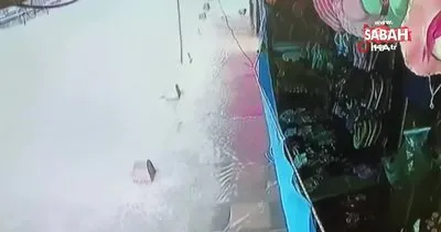 Tekirdağ’da sağanak yağış sonrası iş yerlerini su bastı | Video