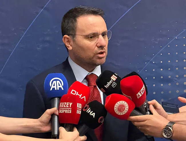 bakan-gurlekten-alihan-kuris-suc-orgutune-yonelik-1786632462340.jpeg Bakan Gürlek'ten Alihan Kuriş suç örgütü operasyonuna ilişkin açıklama: Bu tamamen mali yapılanmaya yönelik bir operasyon