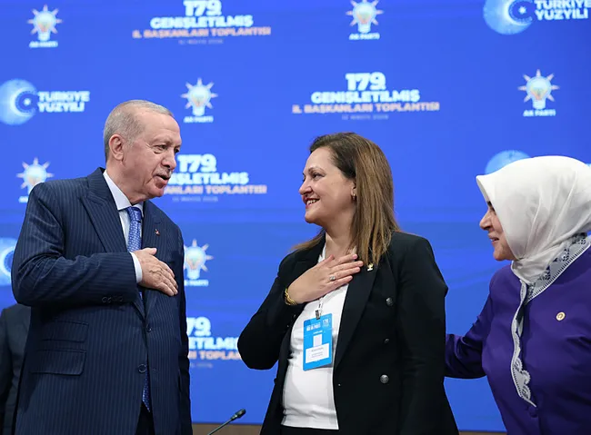 son-dakika-haberi-baskan-erdogandan-chp-yonetimine-tepki-vatandasin-akliyla-alay-etmeyi-artik-birakmalilar-1778597218395.jpg