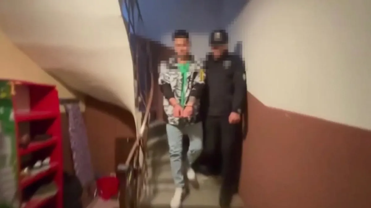 İstanbul’da çocuk istismarı operasyonunda yeni gelişme: Gözaltı sayısı 51’e yükseldi, 17 şüpheli adliyeye sevk edildi İstanbul’da çocuk istismarı operasyonunda yeni gelişme: Gözaltı sayısı 51’e yükseldi, 17 şüpheli adliyeye sevk edildi