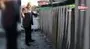 Buzla kaplı kümesi temizleyen muhtar izleyenleri güldürdü | Video