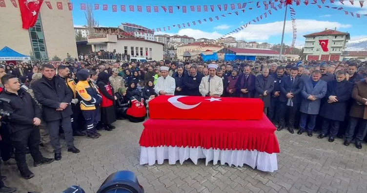 Gümüşhane şehidini uğurladı