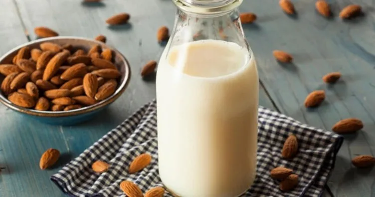 Badem Sütünün Faydaları Nelerdir? Badem Sütü Hangi Hastalıklara ve Neye İyi Gelir, Kimler Kullanabilir, Nasıl Tüketilir?