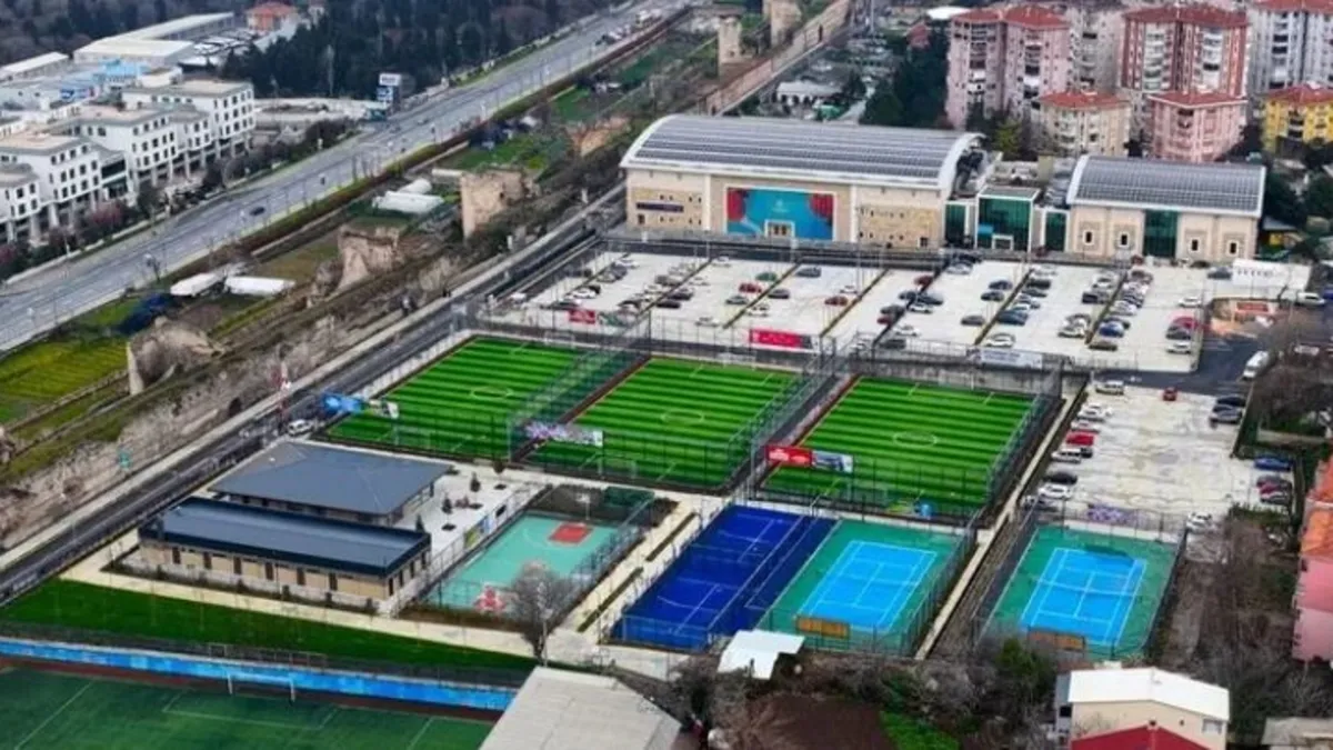 Silivrikapı Spor Köyü düzenlenen törenle kapılarını açtı Silivrikapı Spor Köyü düzenlenen törenle kapılarını açtı