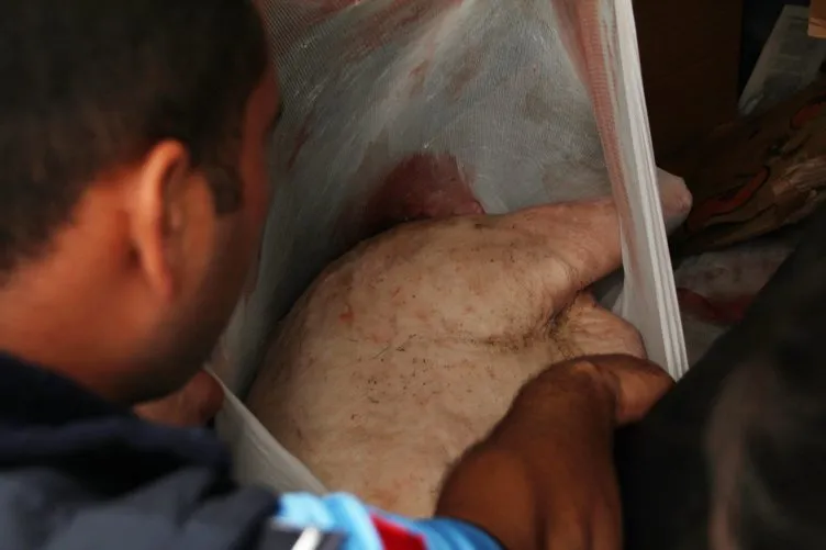 Antalya’da durdurulan minibüste 420 kilo domuz eti ele geçirildi