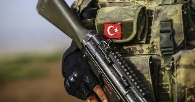 Son dakika: TSK'nın üs bölgesine PKK'nın maket uçak saldırısı önlendi! 1 terörist etkisiz