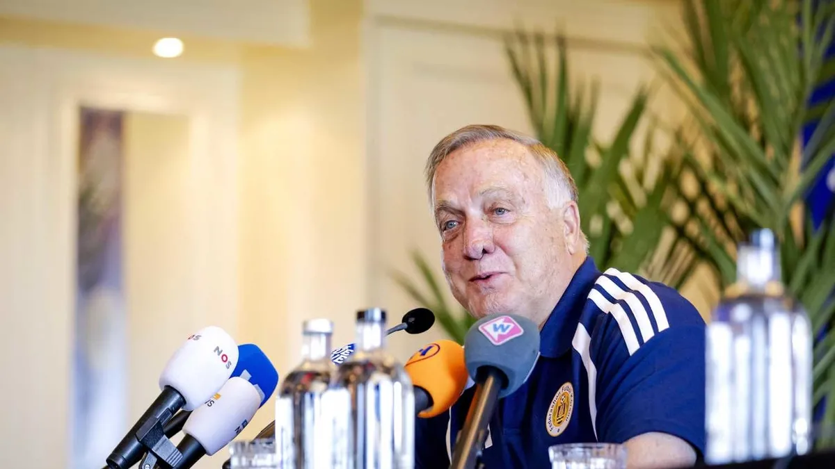 Curaçao'da Dick Advocaat dönemi uzadı