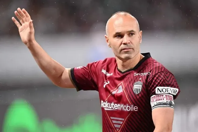 dunyanin-en-iyi-pas-atan-20-futbolcusu-listede-tek-turk-var-1790231057493.jpeg
