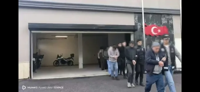 kocaeli-merkezli-20-ilde-dev-operasyon-31-tutuklama-1790990819681.jpg
