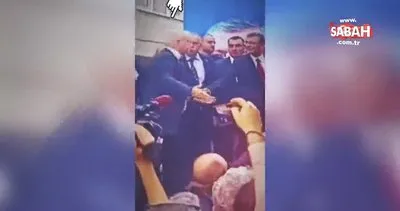 Özgür Özel’in Manisa programında CHP’li başkandan skandal hareket! Parti yöneticisini sahneden kovdu | Video