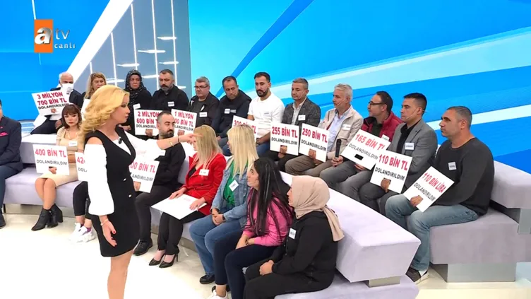 Son dakika: Müge Anlı'da ilginç dolandırıcılık hikayesi! İddiaların odağındaki ismi tanıyanlar konuştu: Ellerinde pankartlarla yayına çıktılar