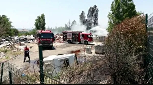 asiri-sicak-hava-otluk-yakti-ot-yangini-itfaiyenin-1-saatlik-calismasi-ile-sonduruldu-1750957601709.jpg