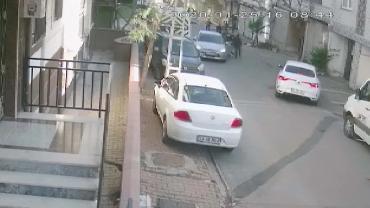 Sancaktepe’de kadını kaçırma teşebbüsü kamerada