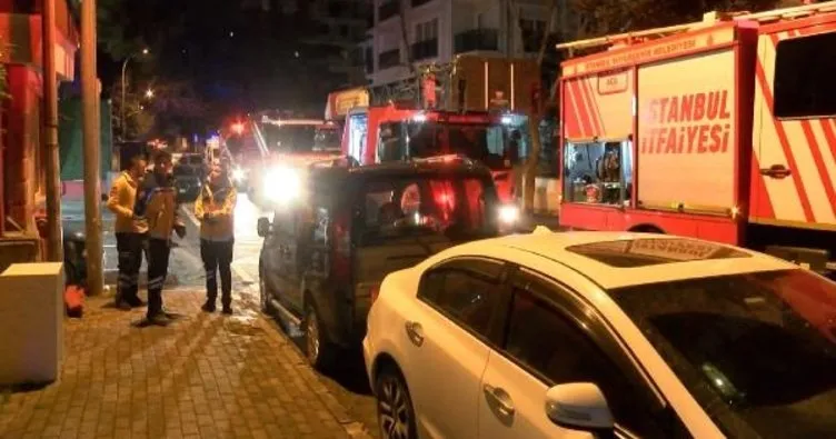 Kadıköy’deki yangında 4 kişi hastaneye kaldırıldı