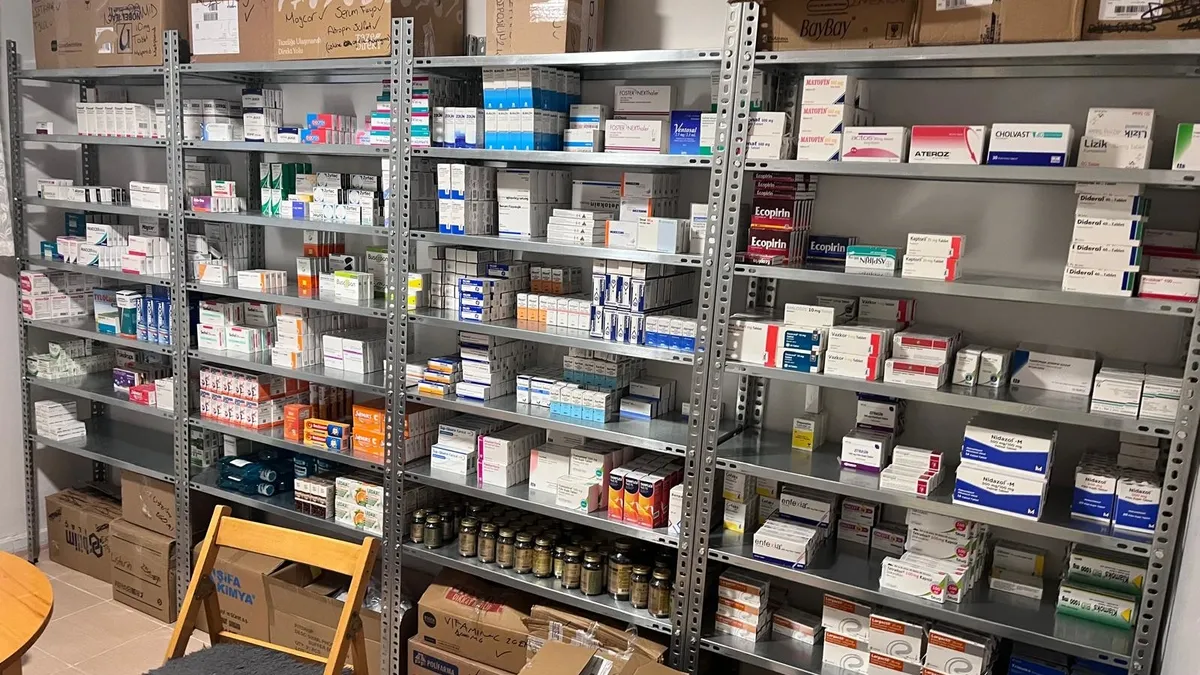 Ruhsatsız ilaçları SGK'ya fatura etmişler Ruhsatsız ilaçları SGK'ya fatura etmişler