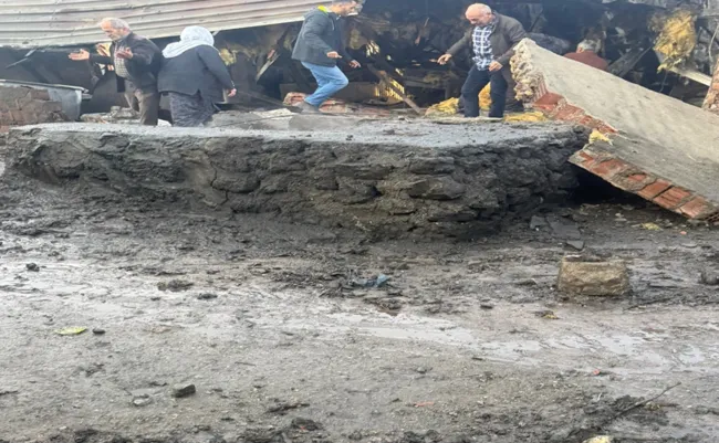 son-dakika-diyarbakirda-peynir-tesisinde-patlama-2si-agir-6-yarali-1766652708337.png (776×479)