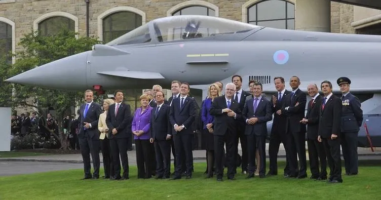 NATO’da liderleri büyüleyen uçuş gösterisi