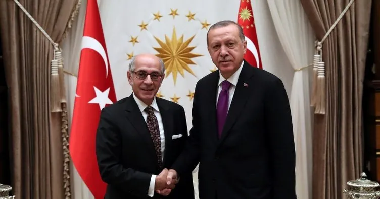 Başkan Erdoğan Prof. Dr. Hasan Bülent Kahraman’ı kabul etti
