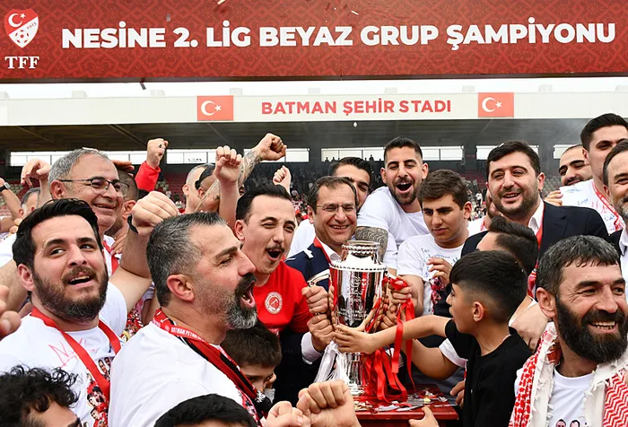 sampiyon-batman-petrolspor-kupasini-aldi-1777132239722.jpeg
