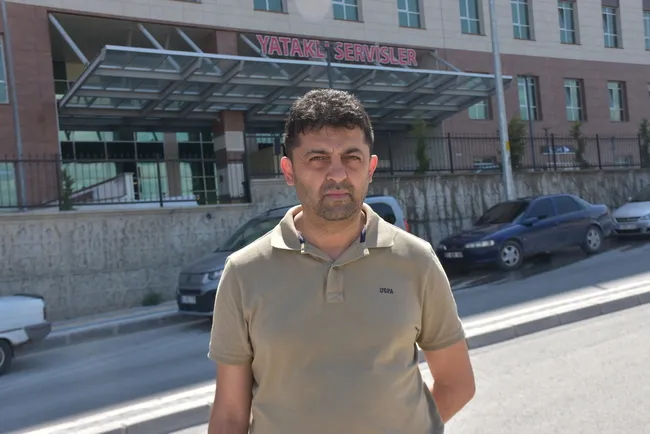 otomobilin-carptigi-yaya-yasam-mucadelesi-veriyor-surucu-serbest-1781097241003.jpg (2047×1366)