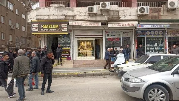 Mardin’de kuyumcu soygunu! Kar maskeleriyle gelip dehşet saçtılar