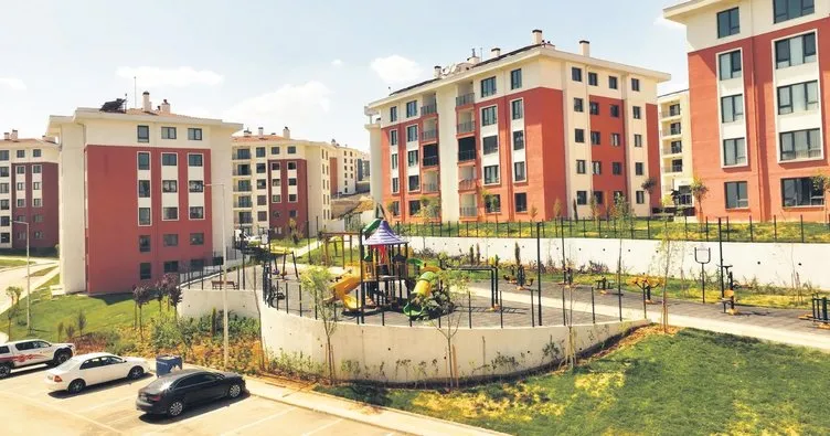 Afetzedelerin çifte bayram sevinci