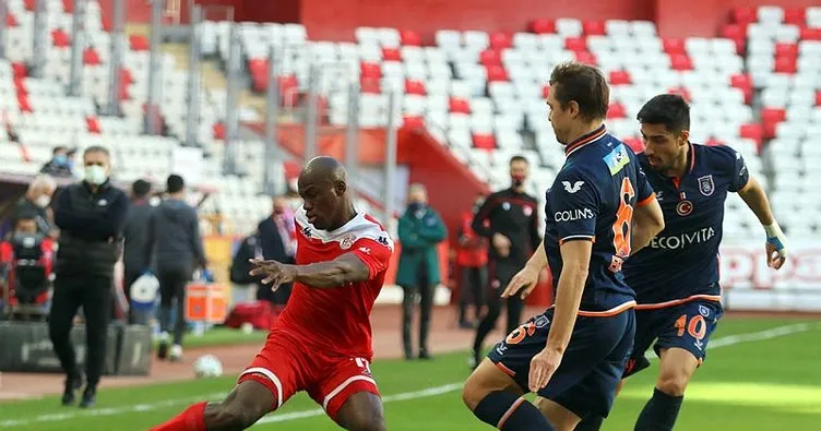 Antalyaspor - Başakşehir maçı dünya basınında: Tüm zamanların en kötüsü