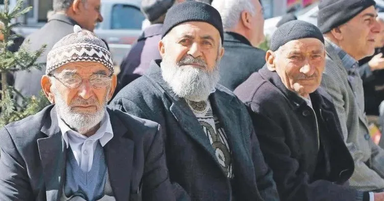 1.7 milyon yaşlı tek yaşıyor