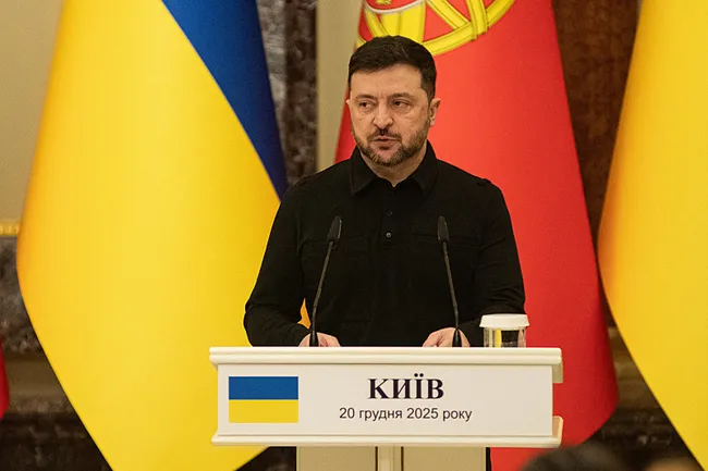 zelenskiy-ukrayna-secimleri-hakkinda-konustu-kontrolumuzde-olmayan-yerlerde-duzenlenmeyecek-1766257126435.jpeg Zelenskiy, Ukrayna seçimleri hakkında konuştu: