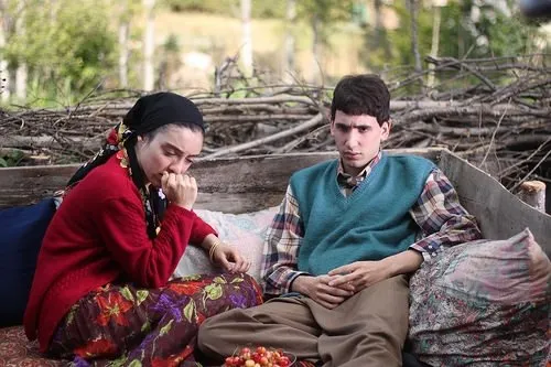 Bir Ses Böler Geceyi filminden kareler