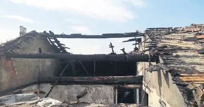 Yangının ardından iki kardeş ortada kaldı