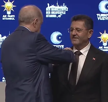 son-dakika-tuzla-cekmekoy-ve-sile-belediyeleri-ak-partiye-katildi-rozetlerini-baskan-erdogan-takti-1785594279771.jpg