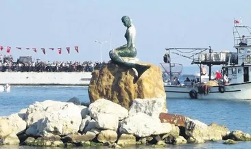 Deniz kızı Ayten karaya çıktı