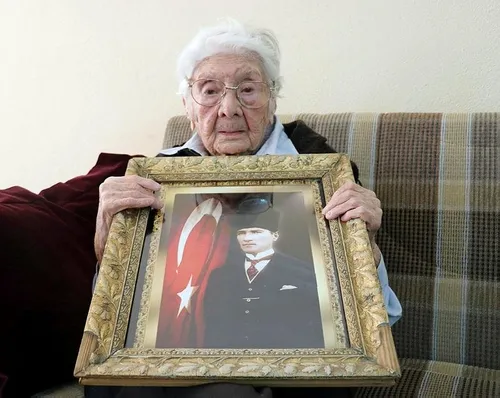 Ata’yı görememenin üzüntüsünü yaşıyor - 1